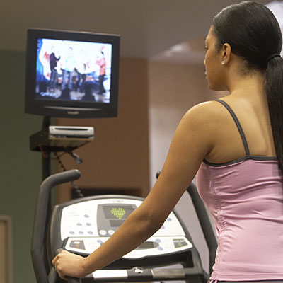 watch-tv-treadmill-400x400